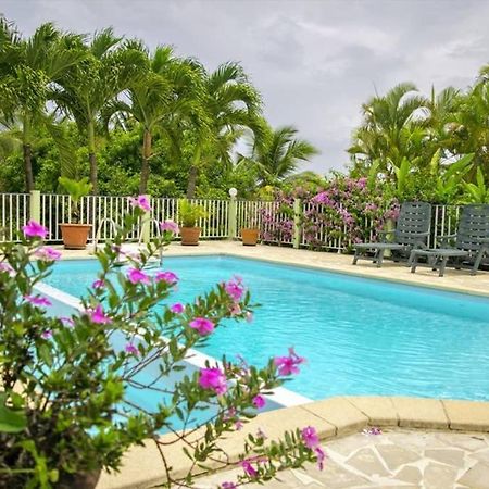 Le Domaine De Boisvin Villa Sainte-Anne  Exteriör bild